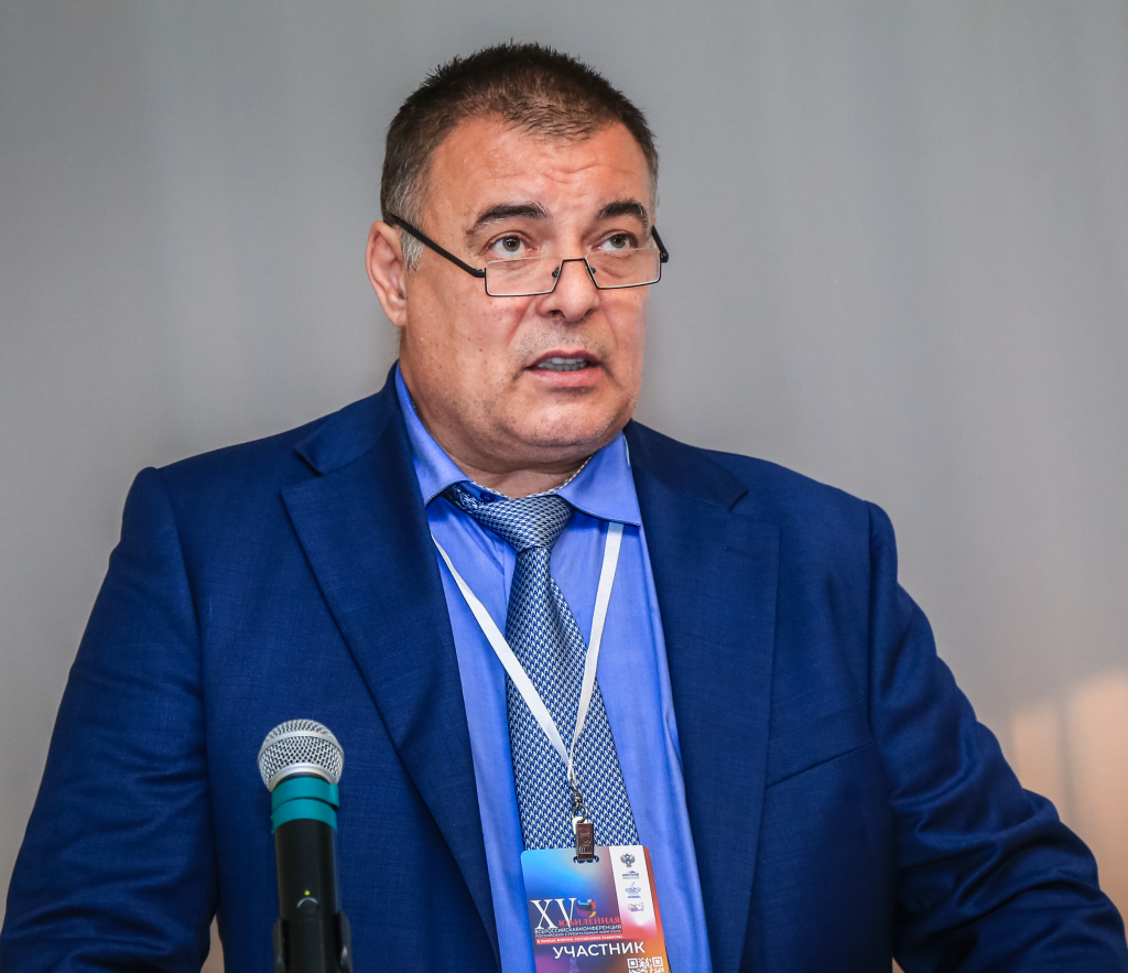 О включении в Комиссию директора Ассоциации